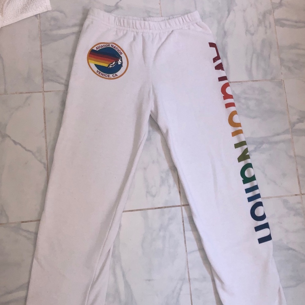 White aviator nation sweatpants. size: 12 yrs